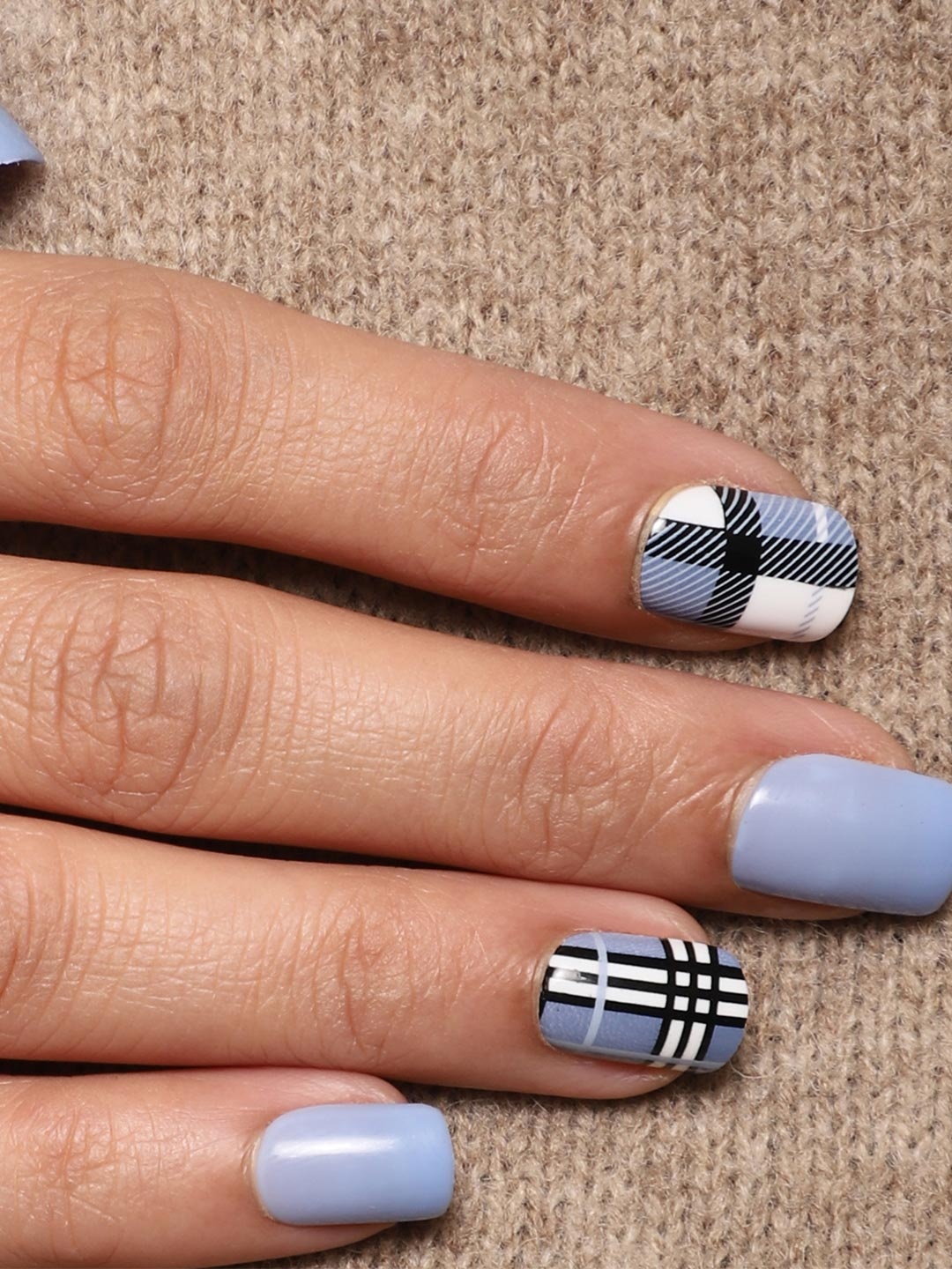 

LICK 12 Pcs Sky Blue French Manicure Stick on Nails With Application Kit