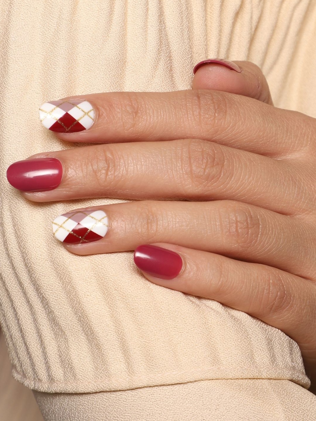 

LICK 12 Pcs Dark Pink Artificial Reusable Acrylic Press On Nails With Application Kit, Maroon