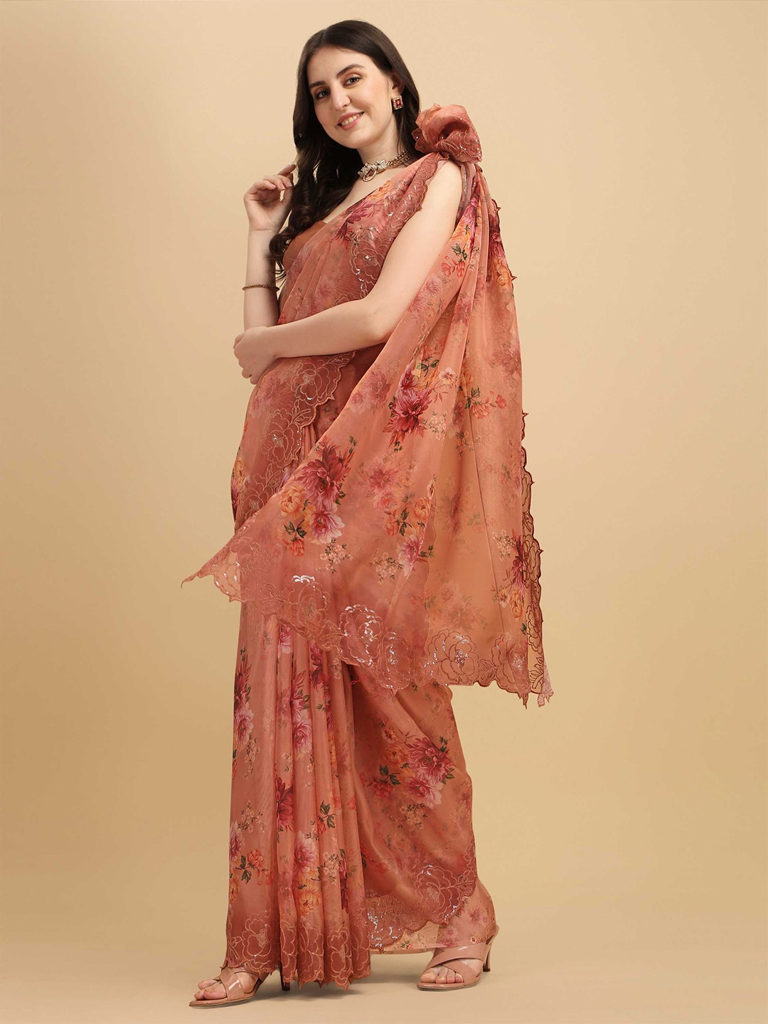 

DUNGRANI Coffee Brown & Green Floral Organza Saree