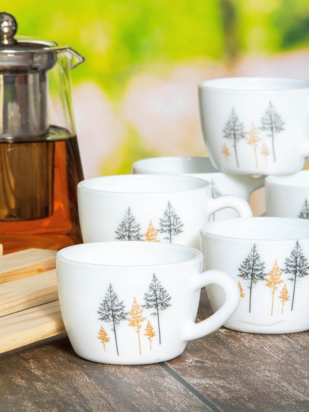 

Cello White & Black Black Black Floral Printed Opalware Glossy Cups Set of Cups and Mugs