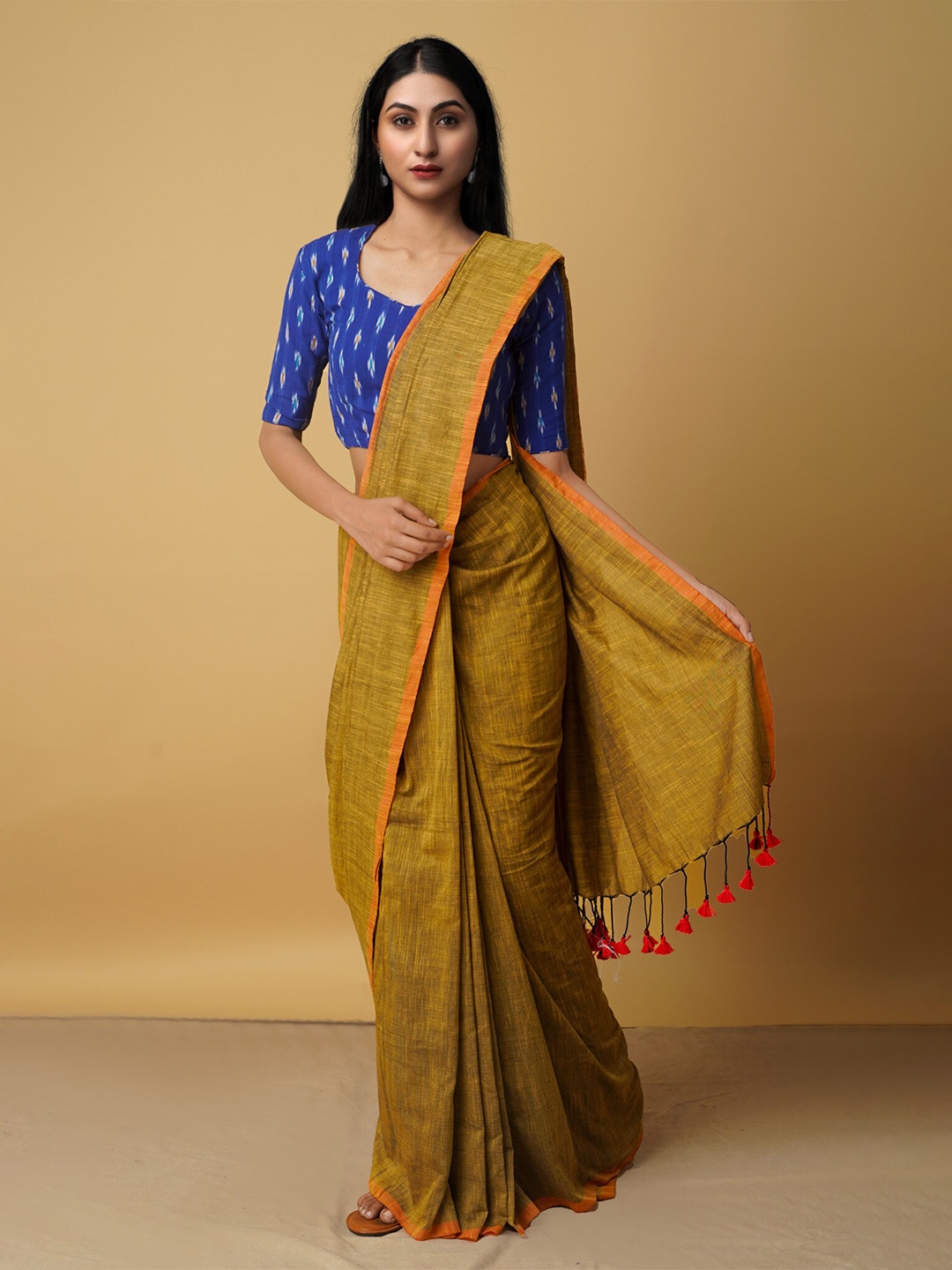 

Unnati Silks Brown & Orange Woven Design Pure Linen Jamdani Saree