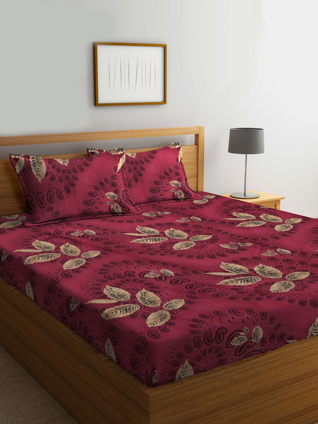 

KLOTTHE Red Floral 300 TC King Size Fitted Bedsheet with 2 Pillow Covers