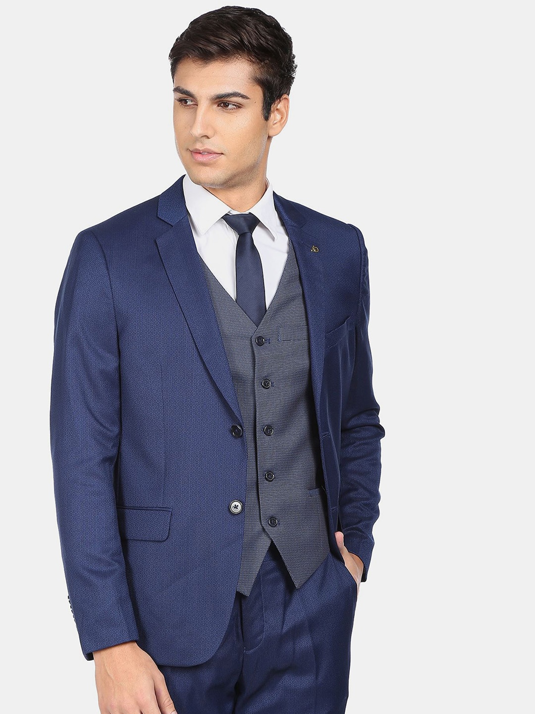 

AD By Arvind Men Navy Blue Single-Breasted Tailored-Fit 3-Pc Suits
