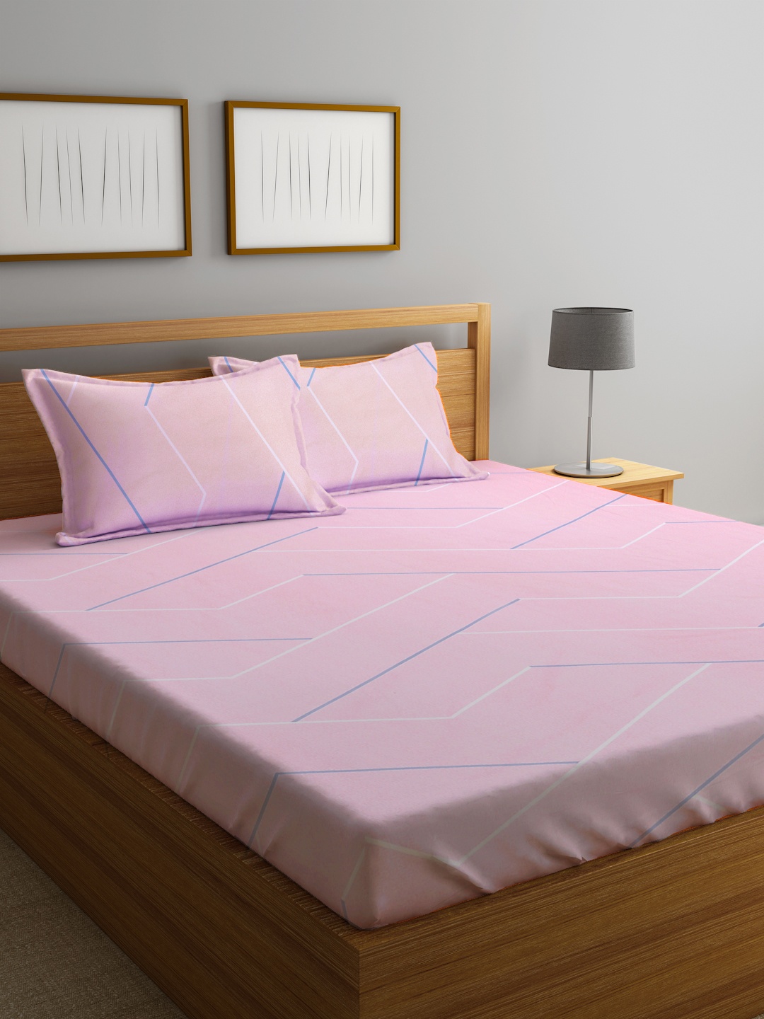 

KLOTTHE Geometric Printed 300 TC Fitted King Bedsheet with 2 Pillow Covers, Pink