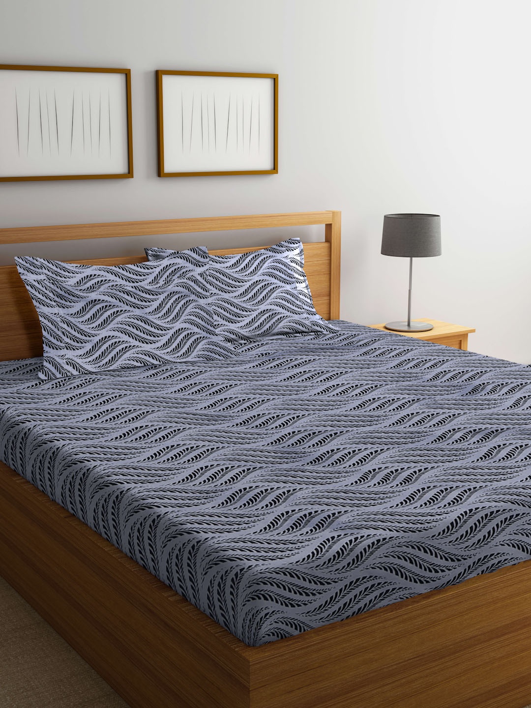 

KLOTTHE Printed 300 TC Fitted King Bedsheet with 2 Pillow Covers, Blue