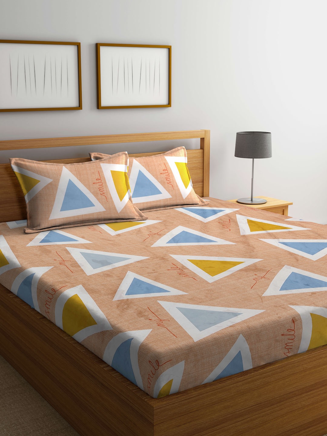 

KLOTTHE Geometric Printed 300 TC Fitted King Bedsheet with 2 Pillow Covers, Beige