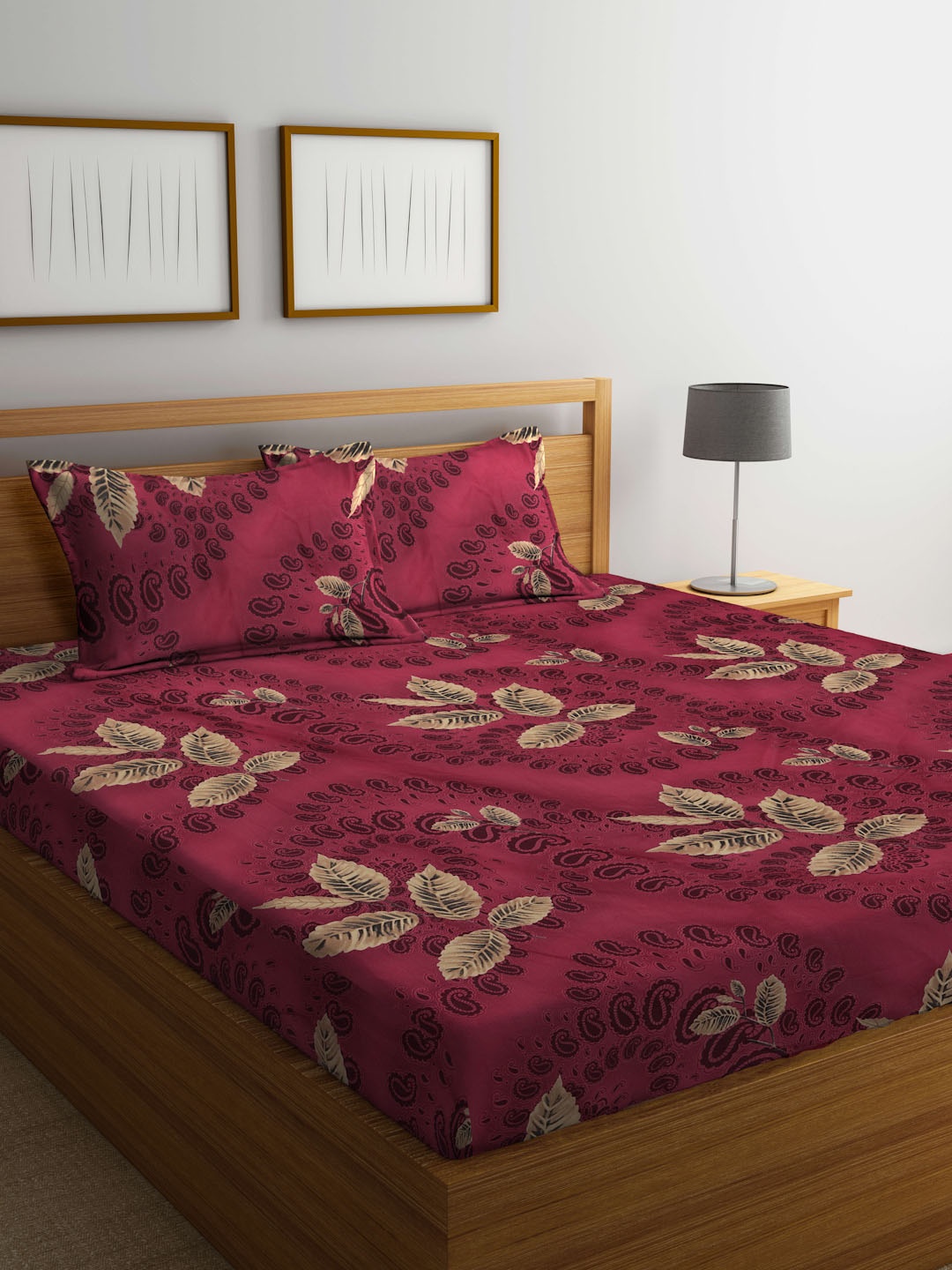 

KLOTTHE Red & Beige Floral Printed 300 TC Fitted King Bedsheet with 2 Pillow Covers