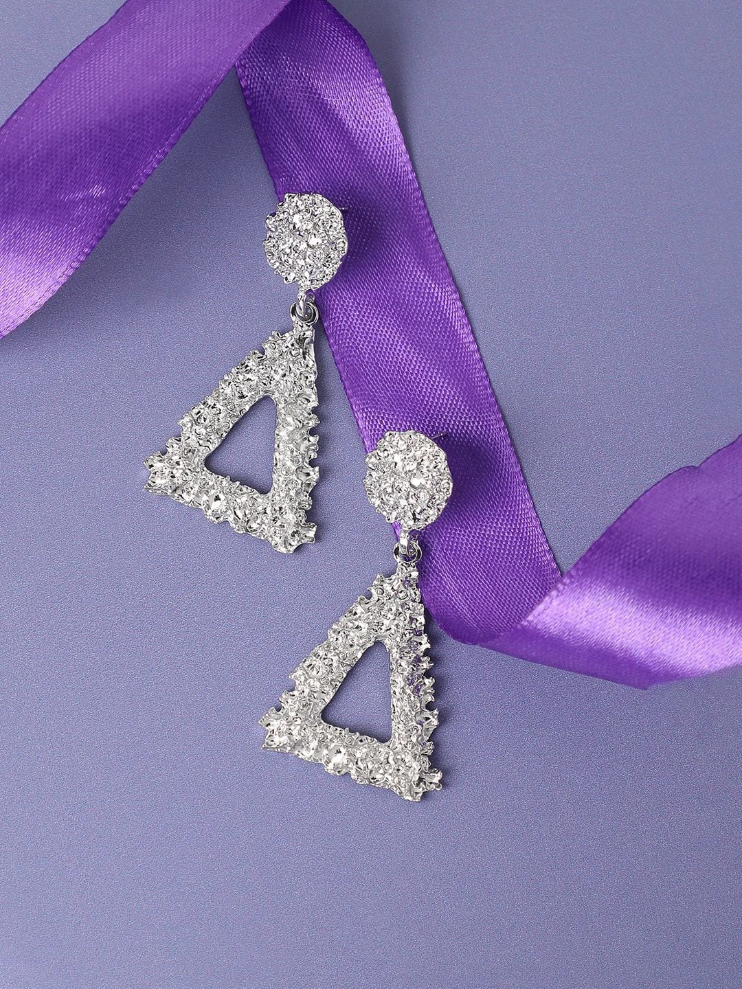 

SOHI Silver-Plated Contemporary Drop Earrings
