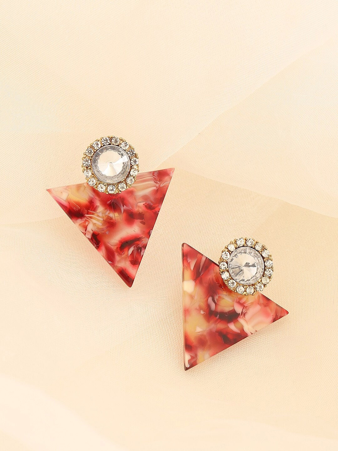 

SOHI Women Gold Plated Maroon & White Triangular Studs Earrings