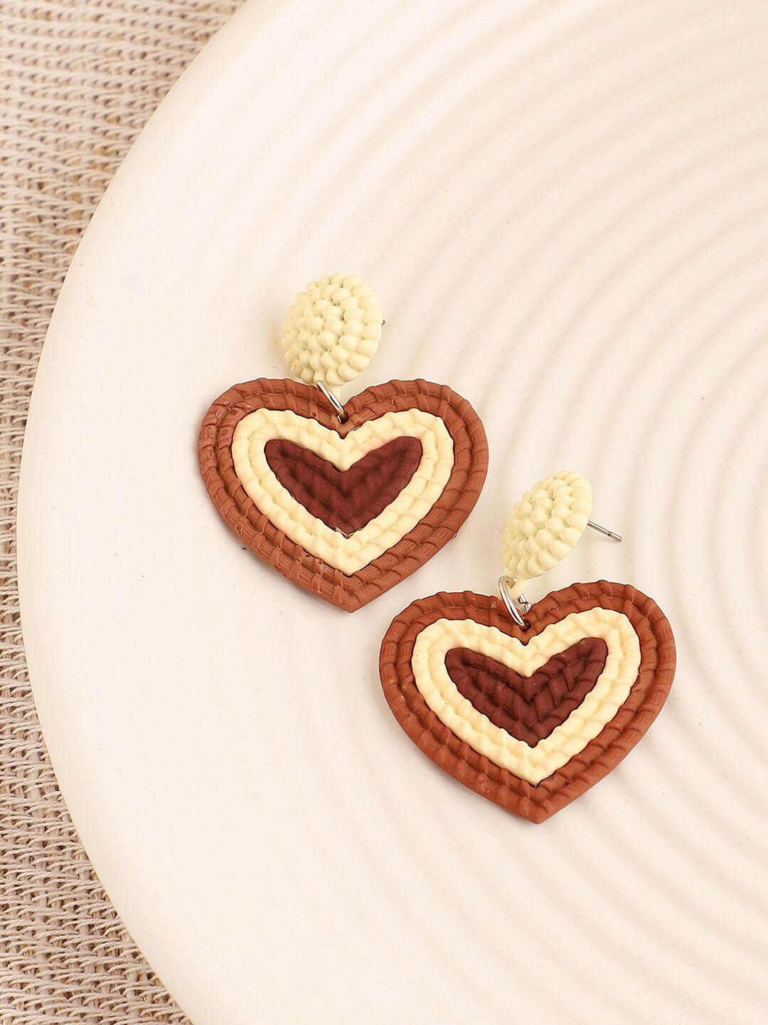 

SOHI Women Gold Plated Brown & Beige Heart Shaped Drop Earrings