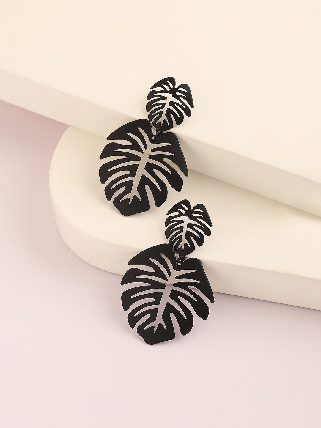 

SOHI Women Leaf Shaped Drop Earrings, Black