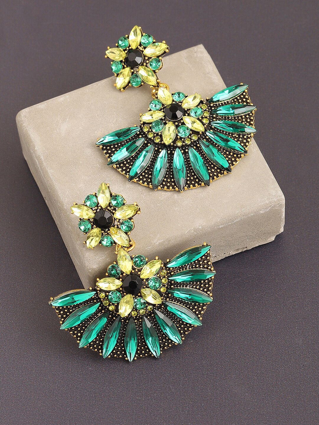 

SOHI Women Gold Plated Green & Olive Green Contemporary Drop Earrings