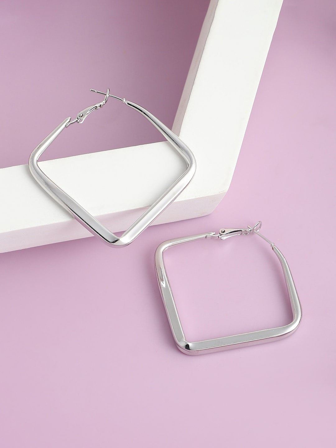 

SOHI Silver-Plated Square Hoop Earrings
