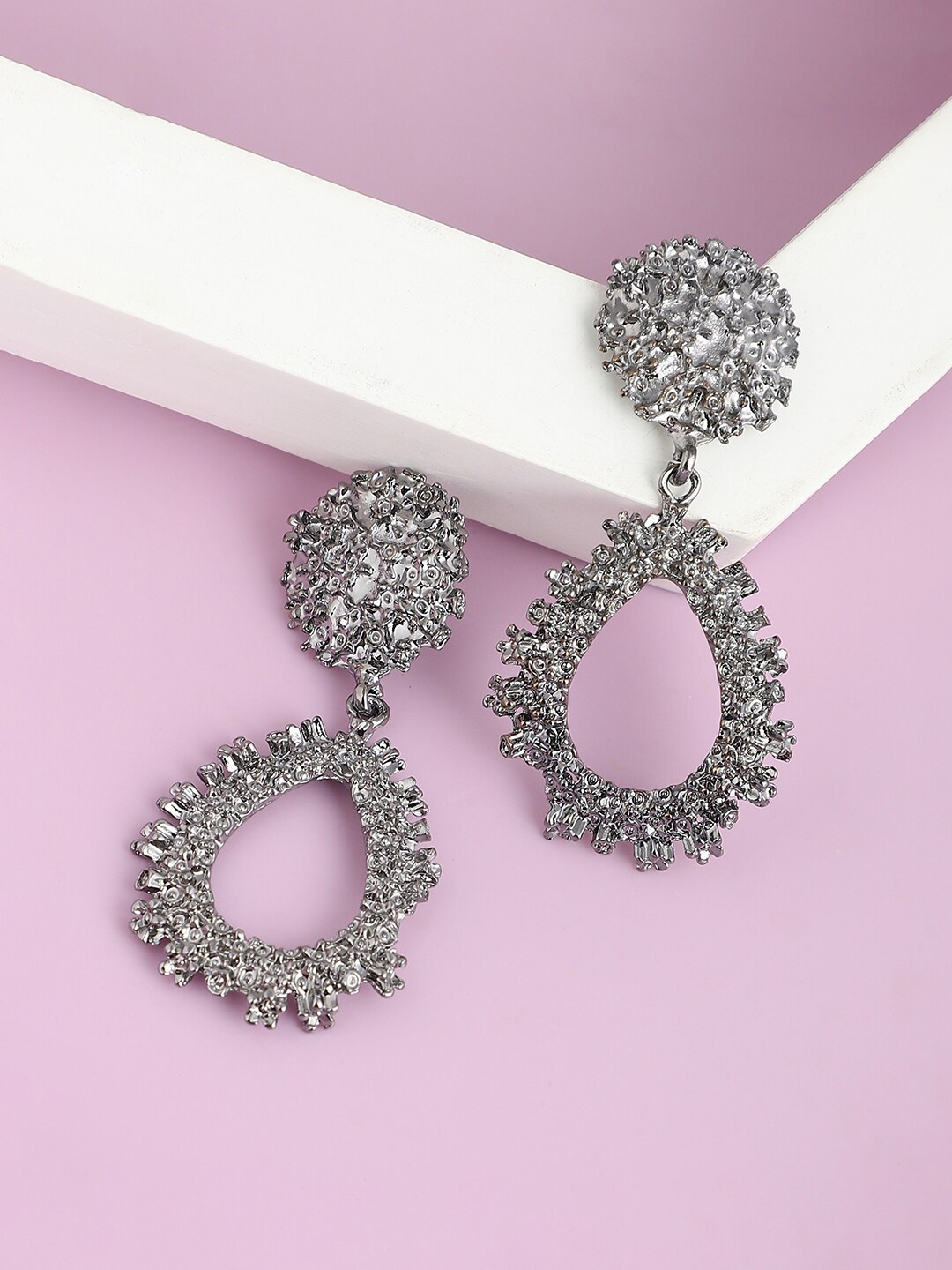 

SOHI Grey & Silver Plated Tear Drop Shaped Drop Earrings