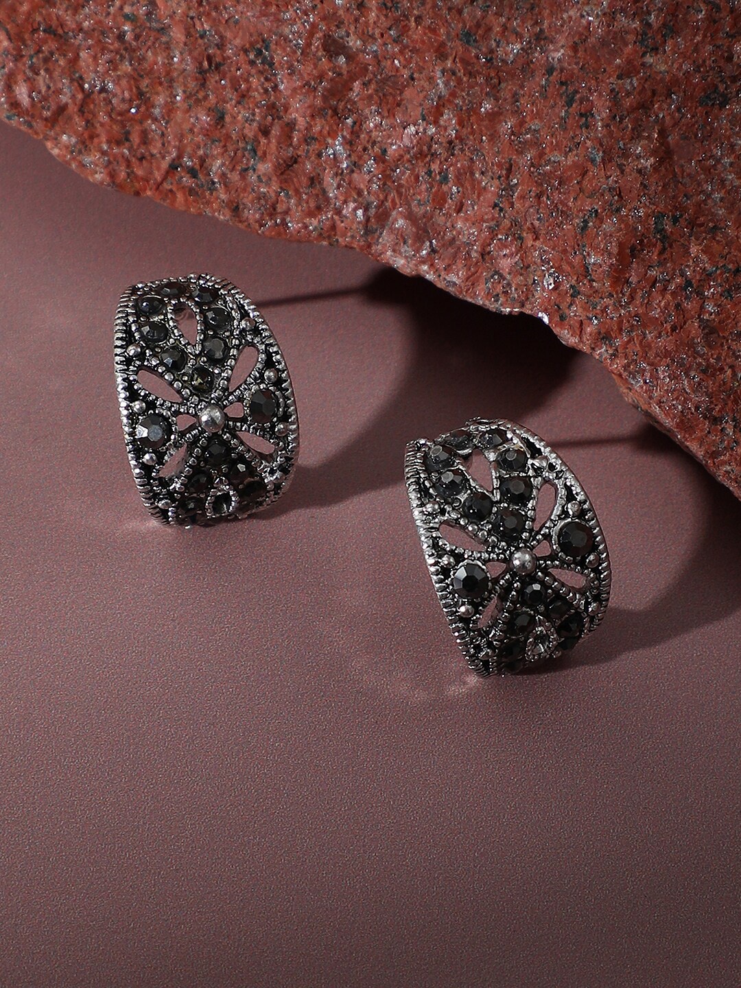 

SOHI Black Silver-Plated Contemporary Studs Earrings