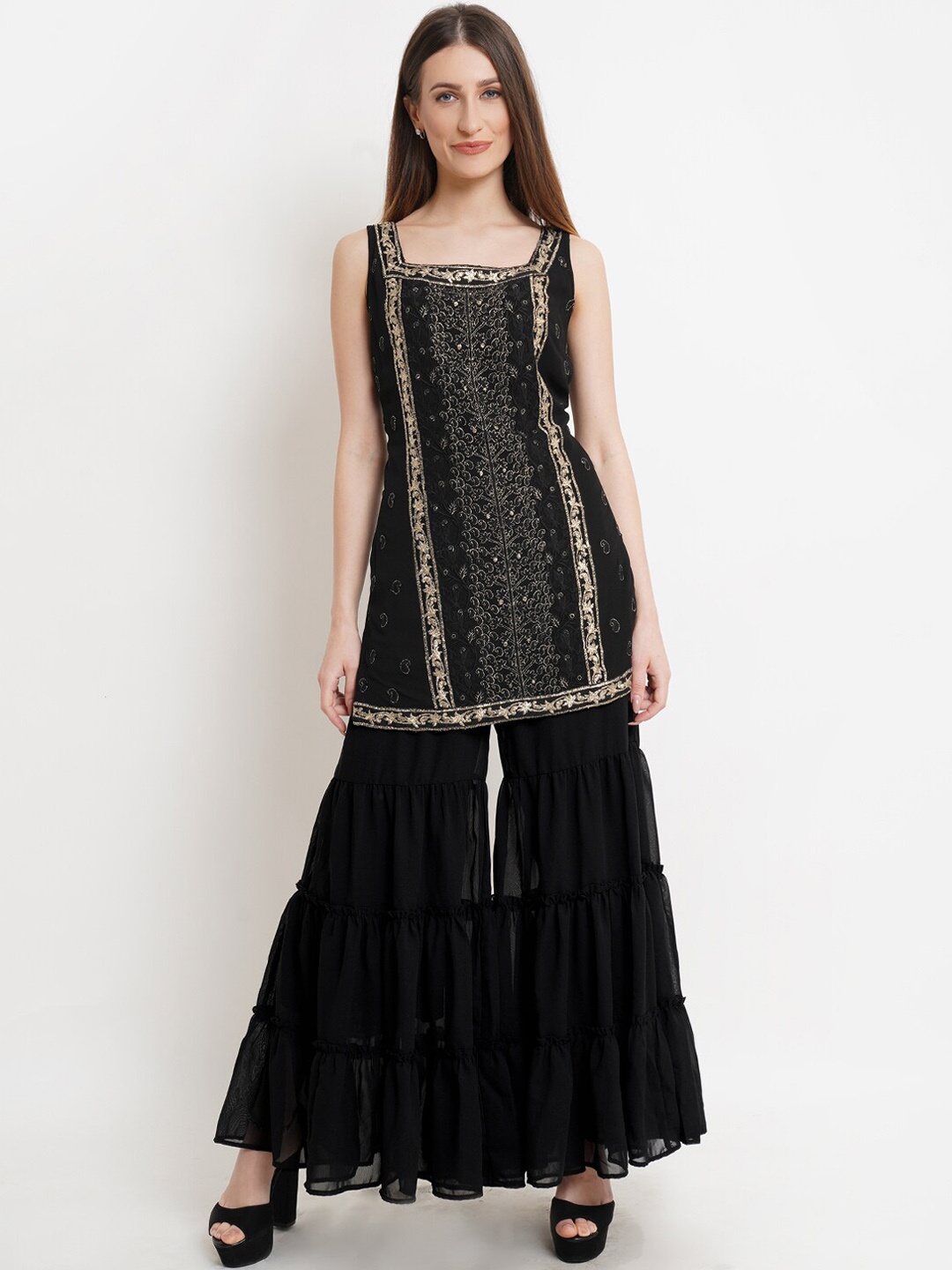 

Purple State Women Ethnic Motifs Embroidered Sleeveless Kurti with Sharara, Black