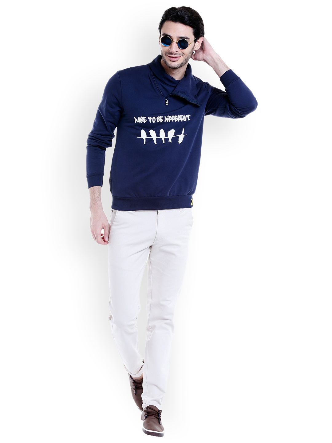 

Campus Sutra Men Navy Printed Sweatshirt, Navy blue