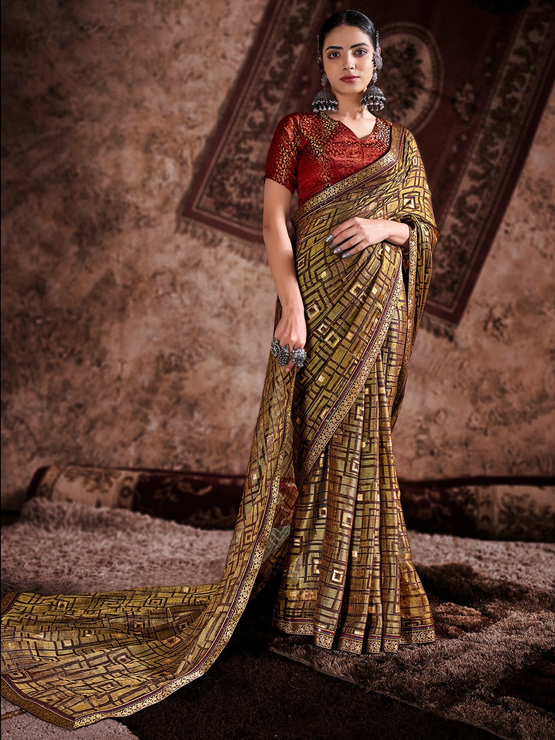 

Shaily Olive Green & Gold-Toned Woven Design Zari Pure Chiffon Saree