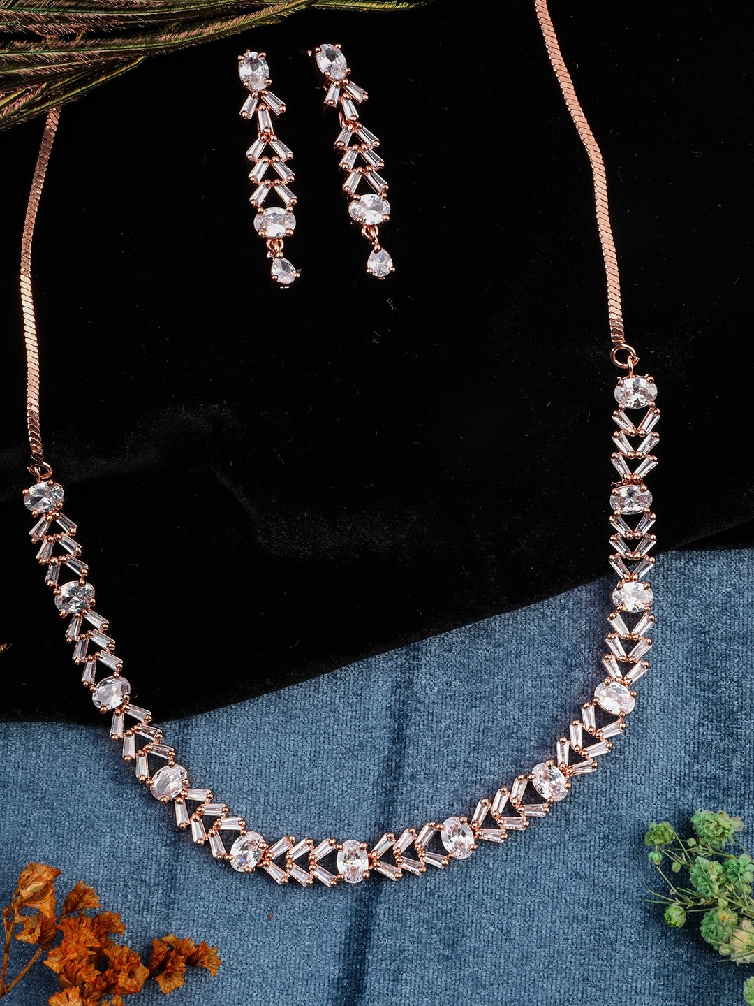

Vita Bella Women Rose Gold-plated White American Stone-Studded Jewellery Set