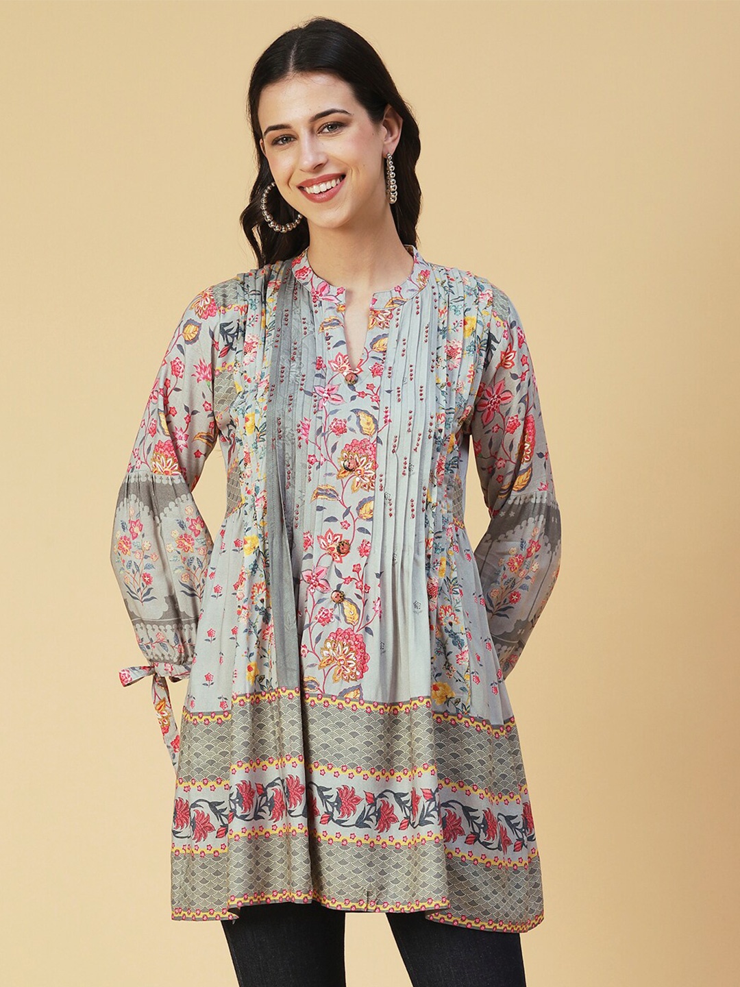 

FASHOR Floral Printed Pleated Kurti, Grey