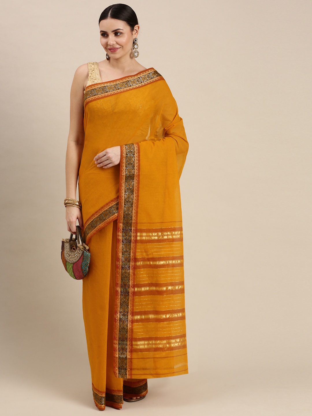 

Pavechas Yellow & Gold-Toned Pure Cotton Venkatgiri Saree