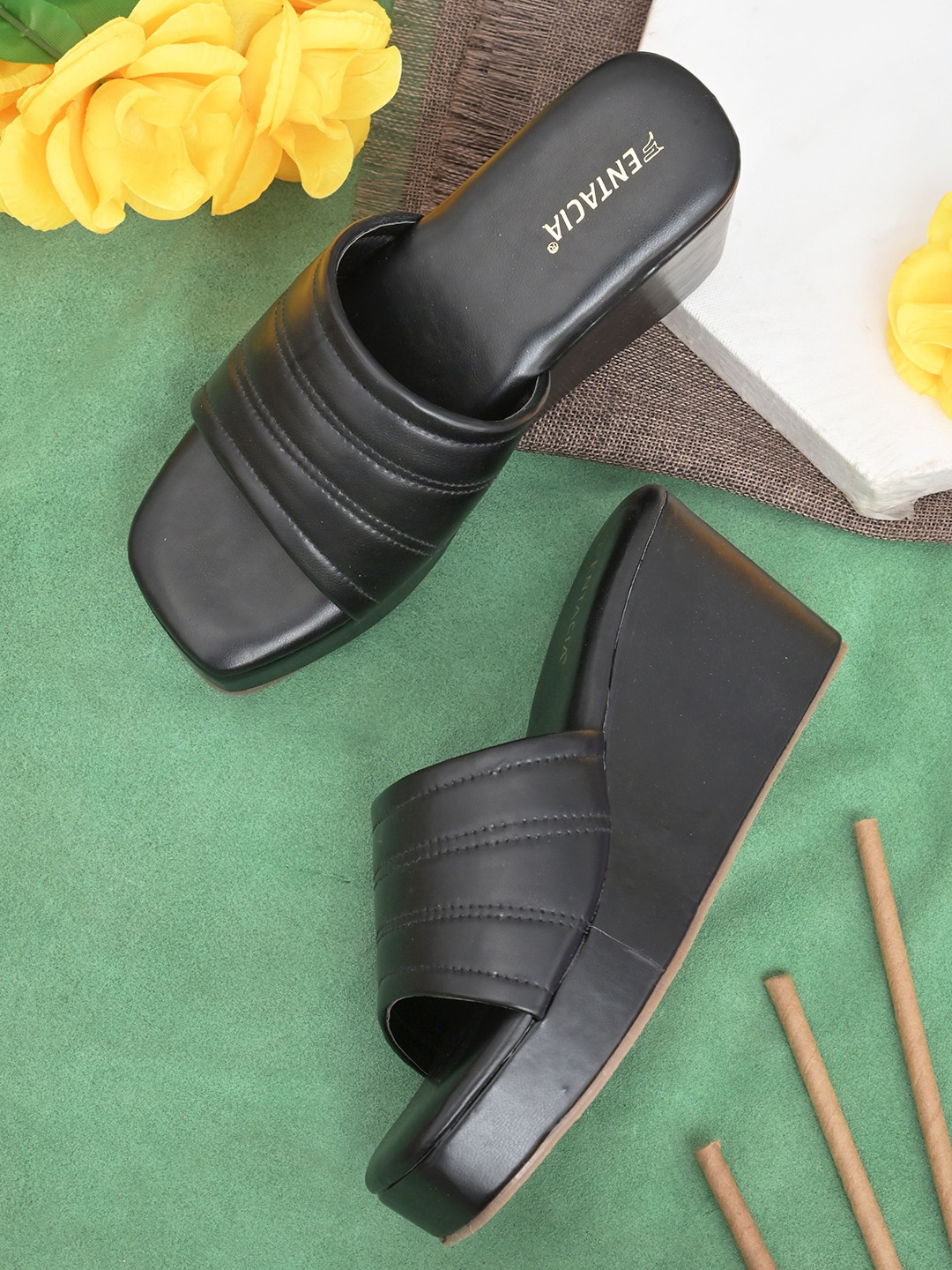 

Fentacia Women Flatform Heels, Black