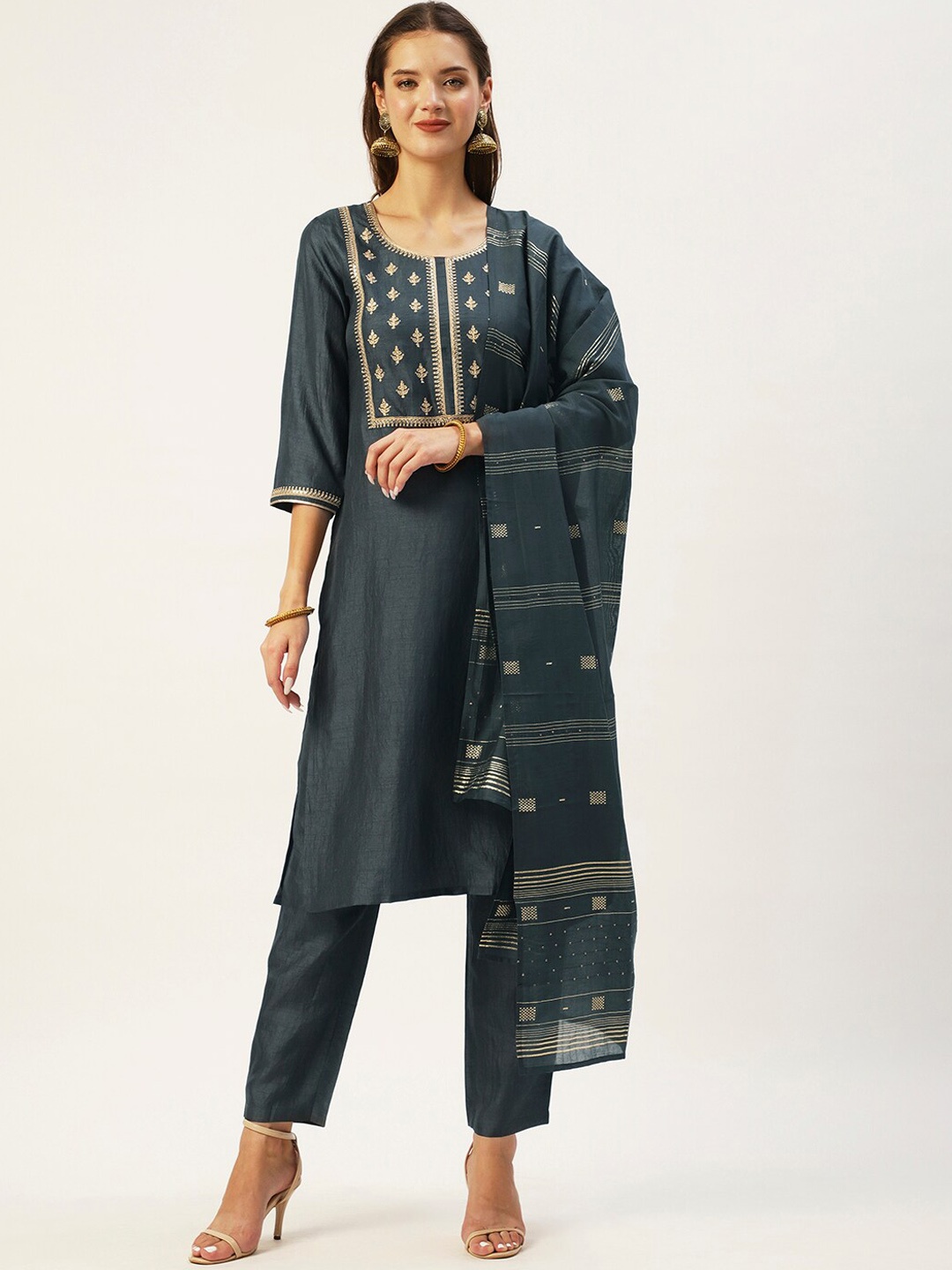 

Ishin Women Green Ethnic Motifs Yoke Design Kurta with Trousers & With Dupatta