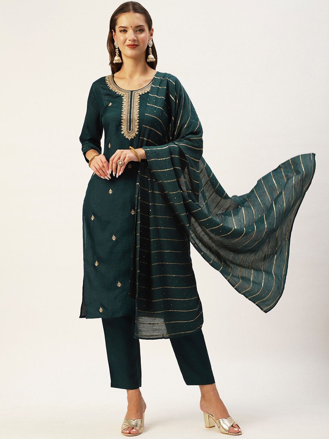 

Ishin Ethnic Motifs Embroidered Sequinned Kurta with Trousers & With Dupatta, Green