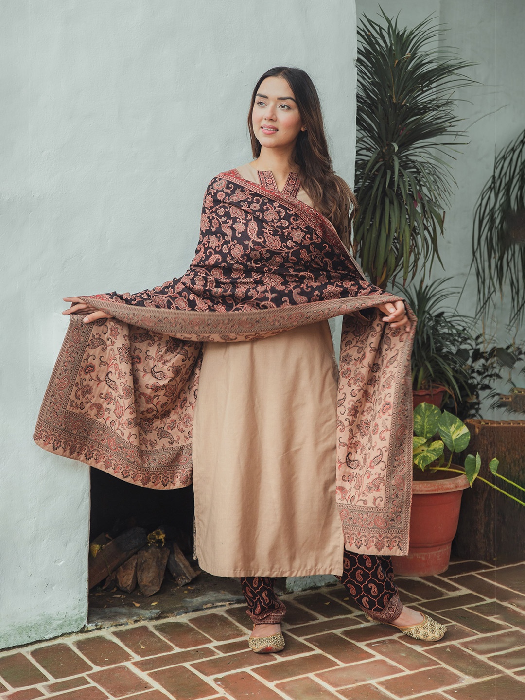 

Safaa Beige & Brown Viscose Rayon Unstitched Dress Material