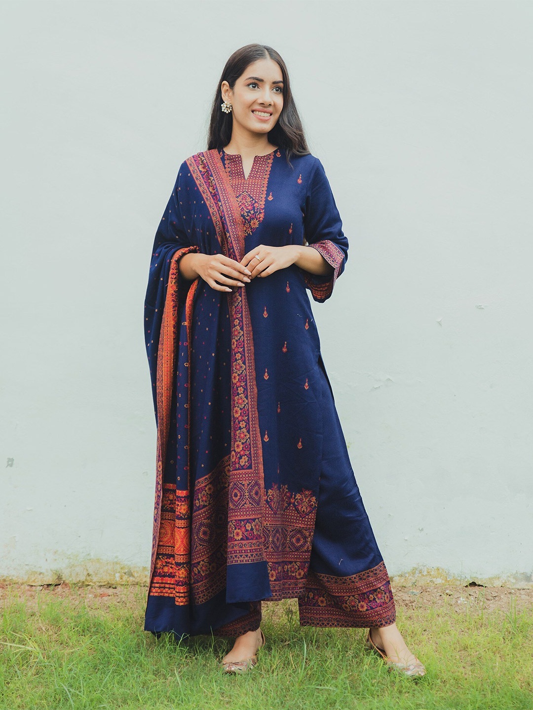 

Safaa Blue & Pink Viscose Rayon Unstitched Dress Material