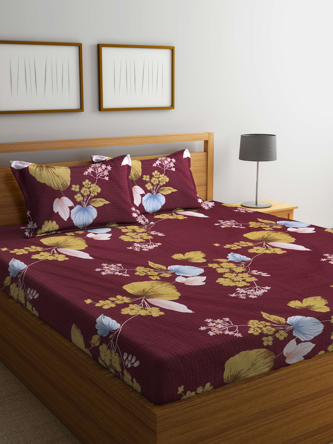 

KLOTTHE Maroon & Blue Floral 300 TC King Bedsheet with 2 Pillow Covers