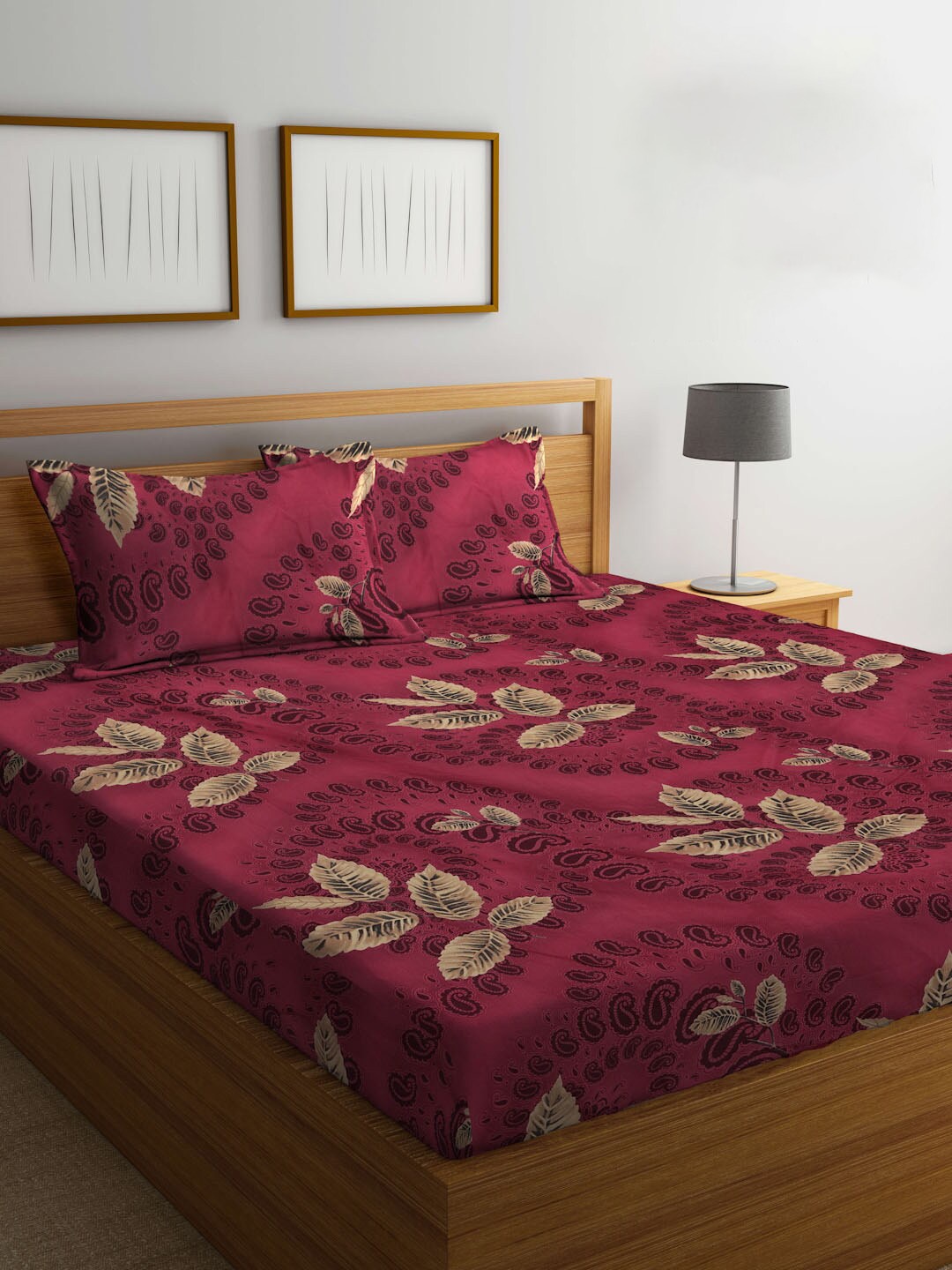 

KLOTTHE Red & Beige Floral 300 TC King Bedsheet with 2 Pillow Covers