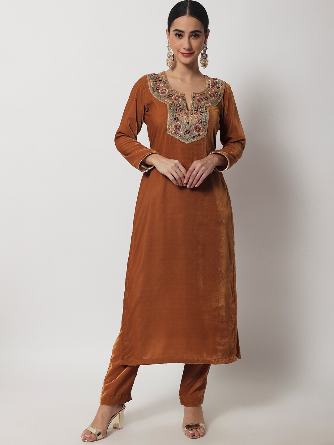 

anokherang Women Floral Embroidered Thread Work Kurta with Trousers, Mustard