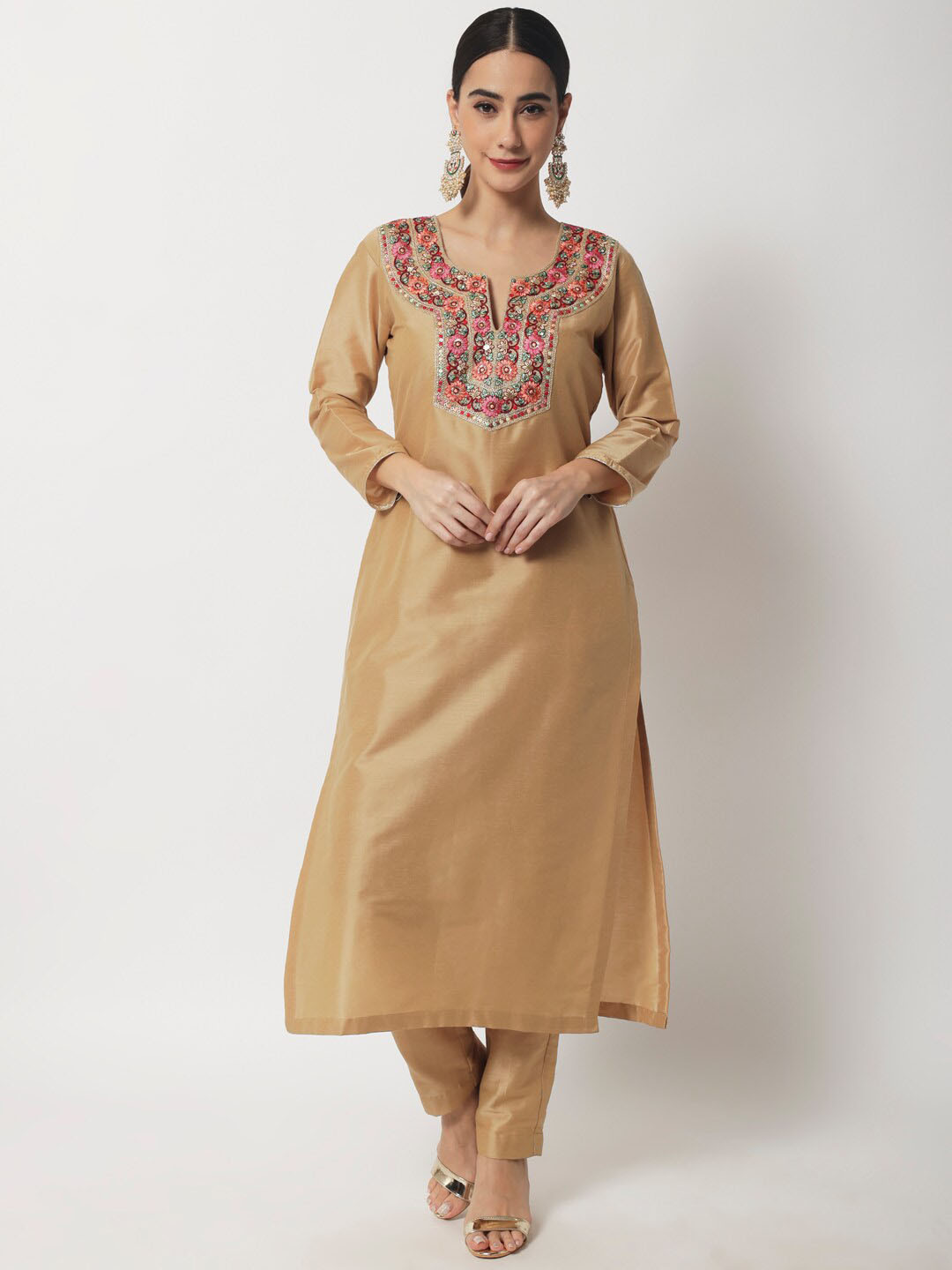 

anokherang Women Floral Embroidered Thread Work Kurta with Trousers, Gold