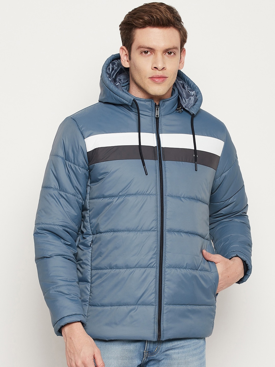 

Okane Men Blue White Striped Lightweight Puffer Jacket