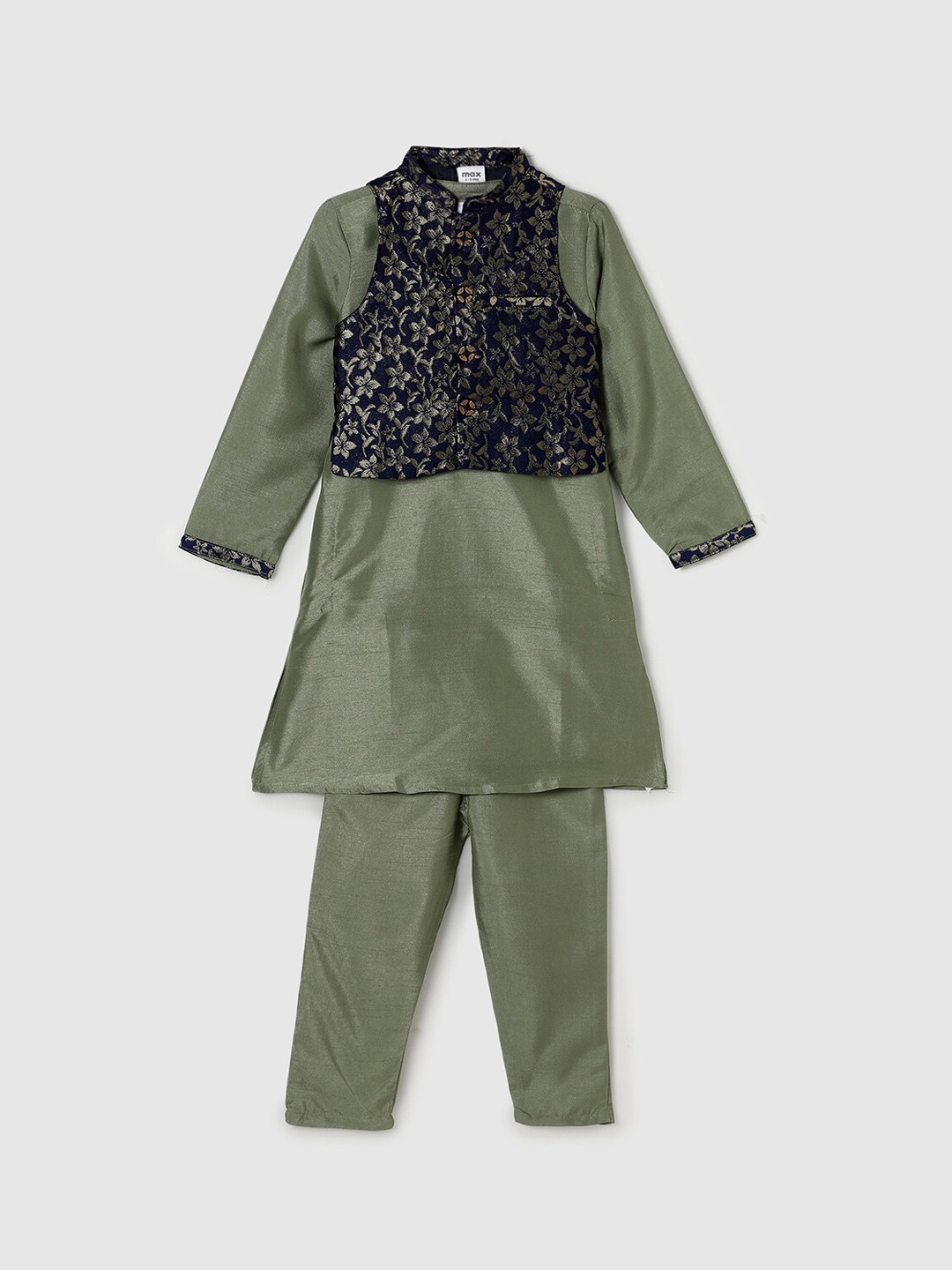 

max Kurta & Pyjamas With Nehru Jacket, Green