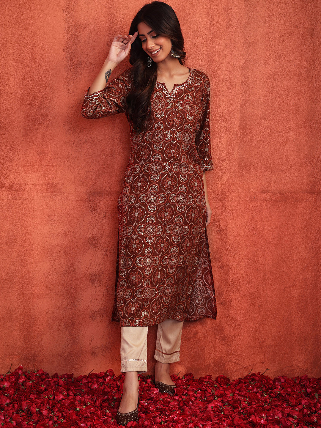 

INDYA Women Ethnic Motifs Printed Kurta, Maroon