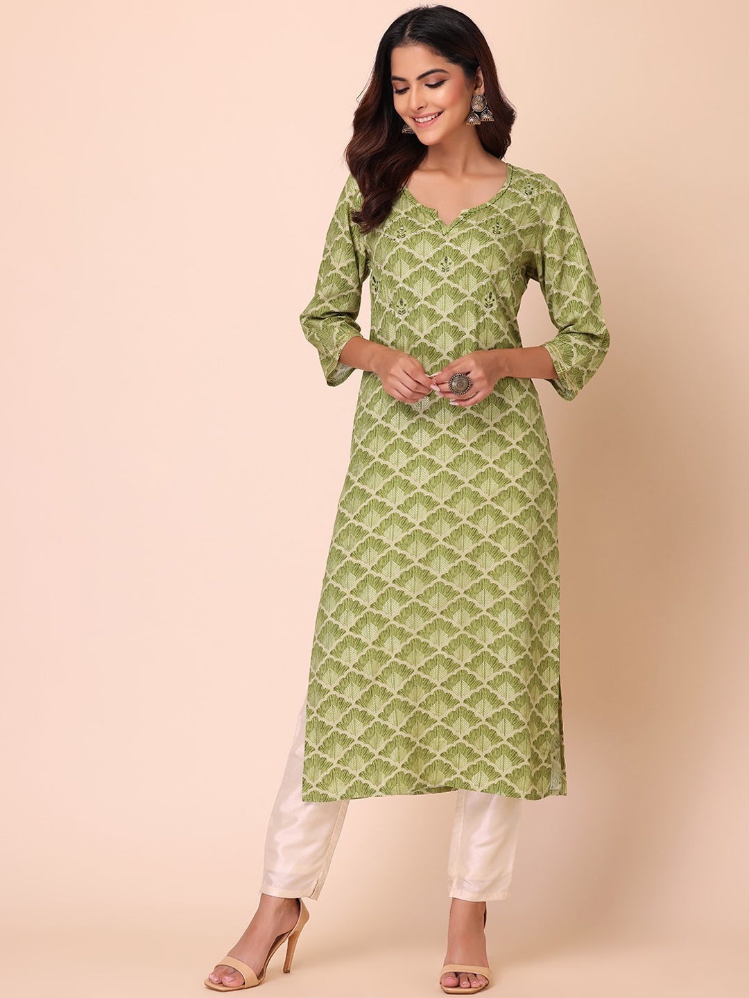 

INDYA Ethnic Motifs Printed Thread Work Kurta, Green