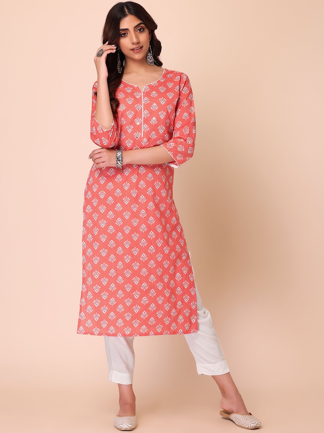 

INDYA Floral Printed Thread Work Floral Cotton Kurta, Peach