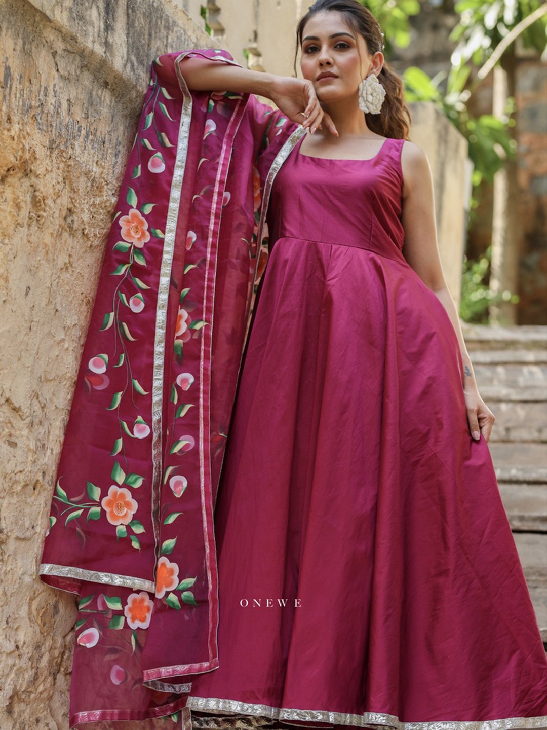

OneWe Women Gotta Patti Flared Kurta with Churidar & Dupatta, Pink