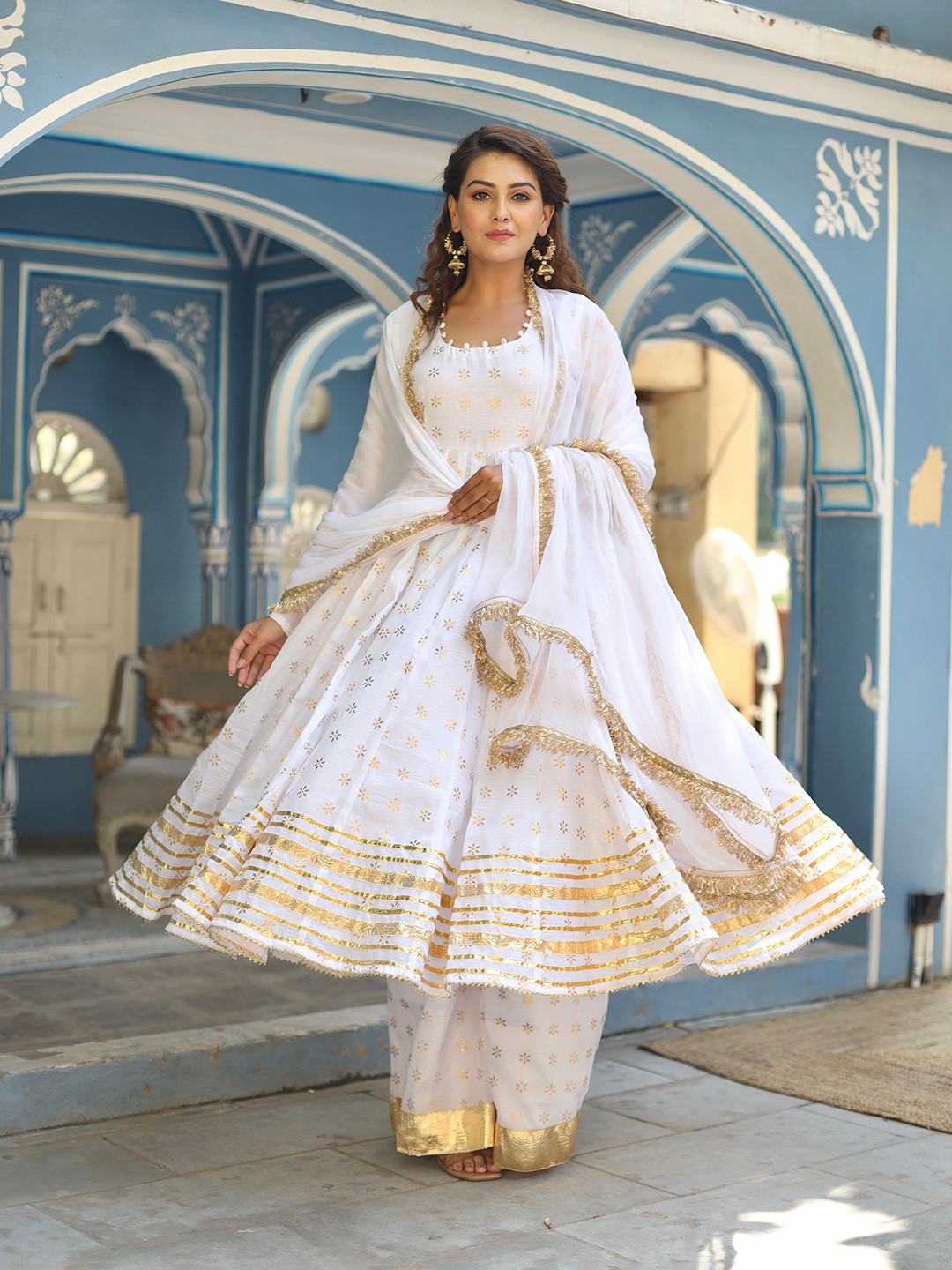 

OneWe Women Floral Printed Empire Pure Cotton Kurta with Palazzos & Dupatta, White