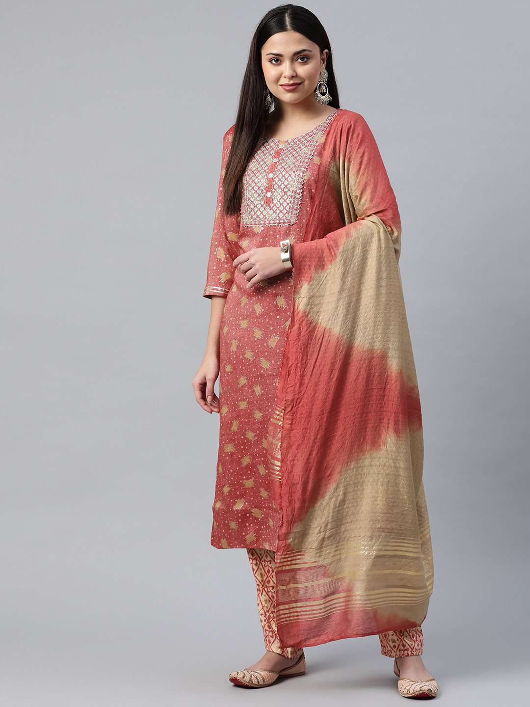 

Readiprint Fashions Women Red Floral Printed Sequinned Kurta Set