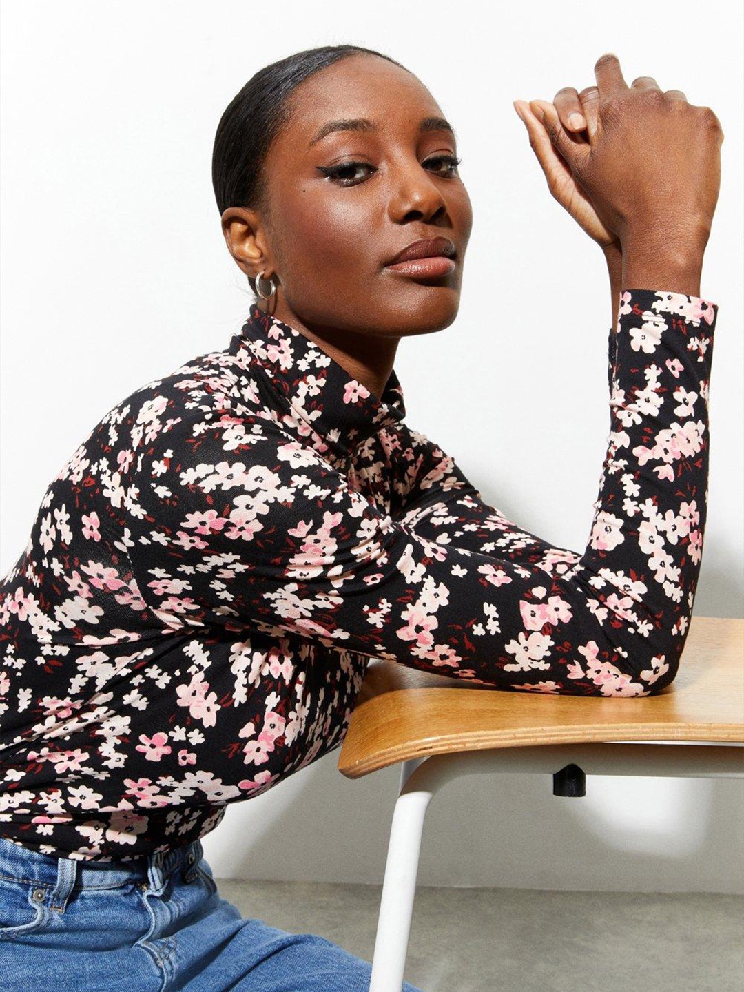 

DOROTHY PERKINS Black & Pink Floral Printed Top