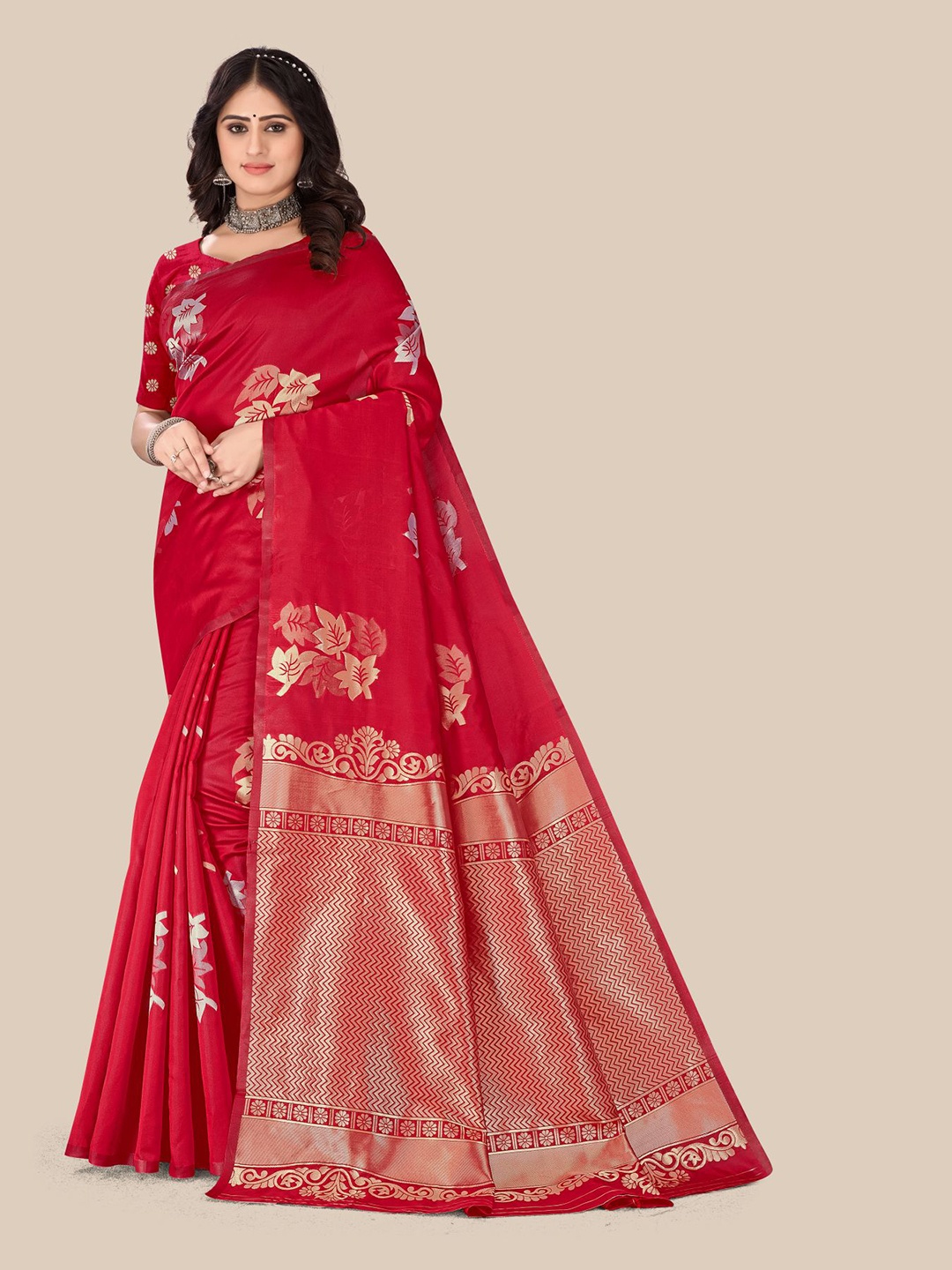 

VAIRAGEE Red & Gold-Toned Woven Design Zari Saree