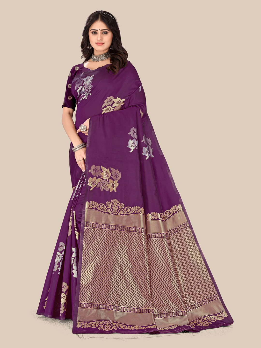 

VAIRAGEE Purple & Gold-Toned Woven Design Zari Saree