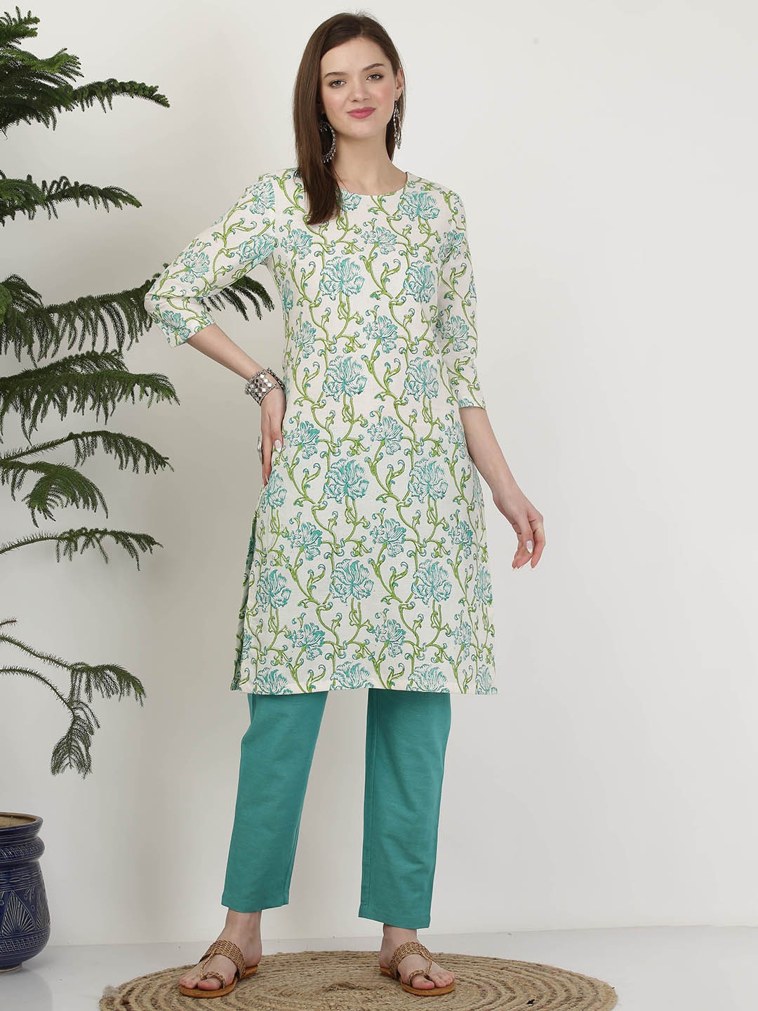 

KAANCHIE NANGGIA Women Turquoise Blue Floral Printed Pure Cotton Kurta with Trousers