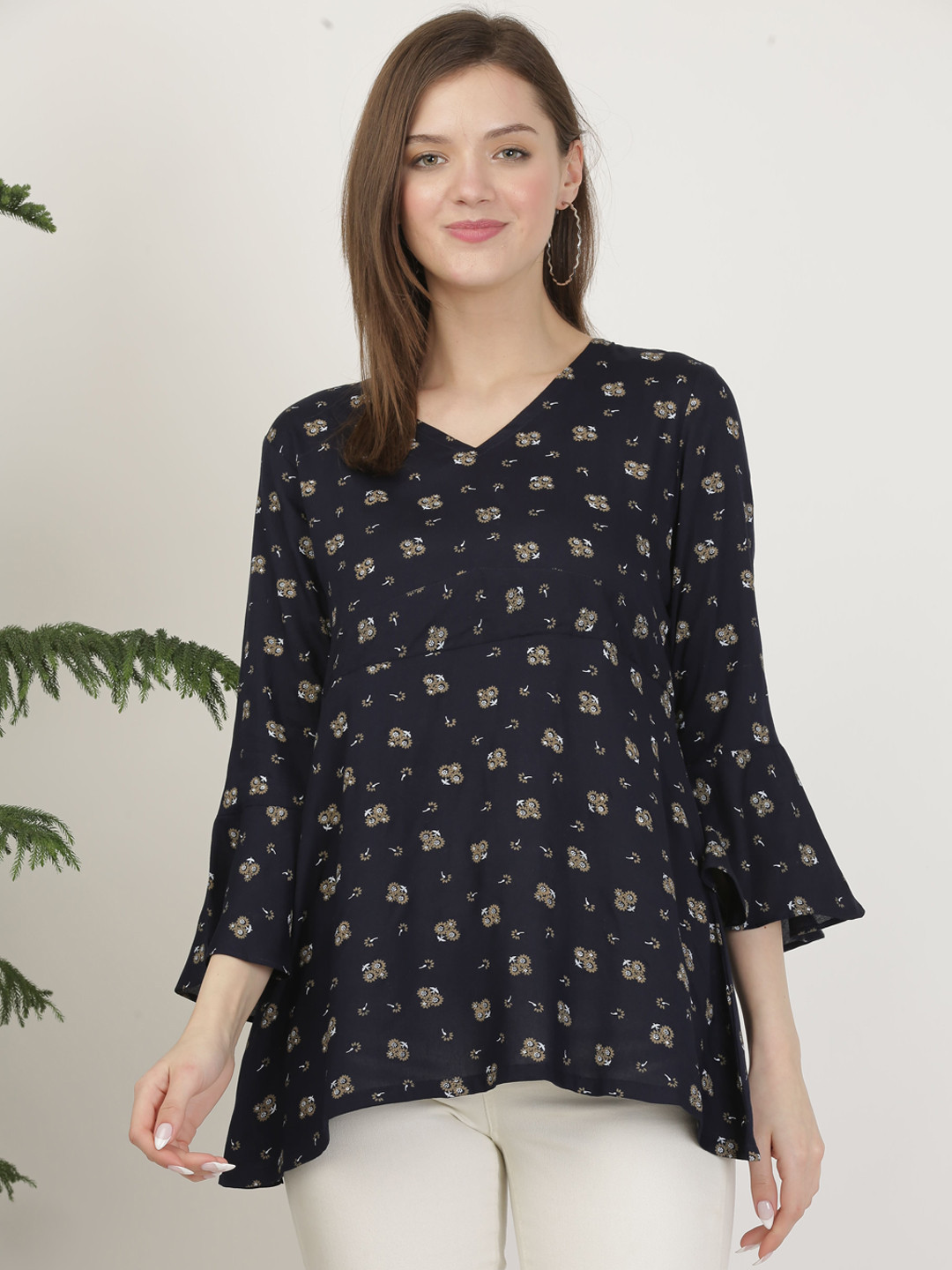 

KAANCHIE NANGGIA Floral Print Bell Sleeves V-Neck Top, Blue