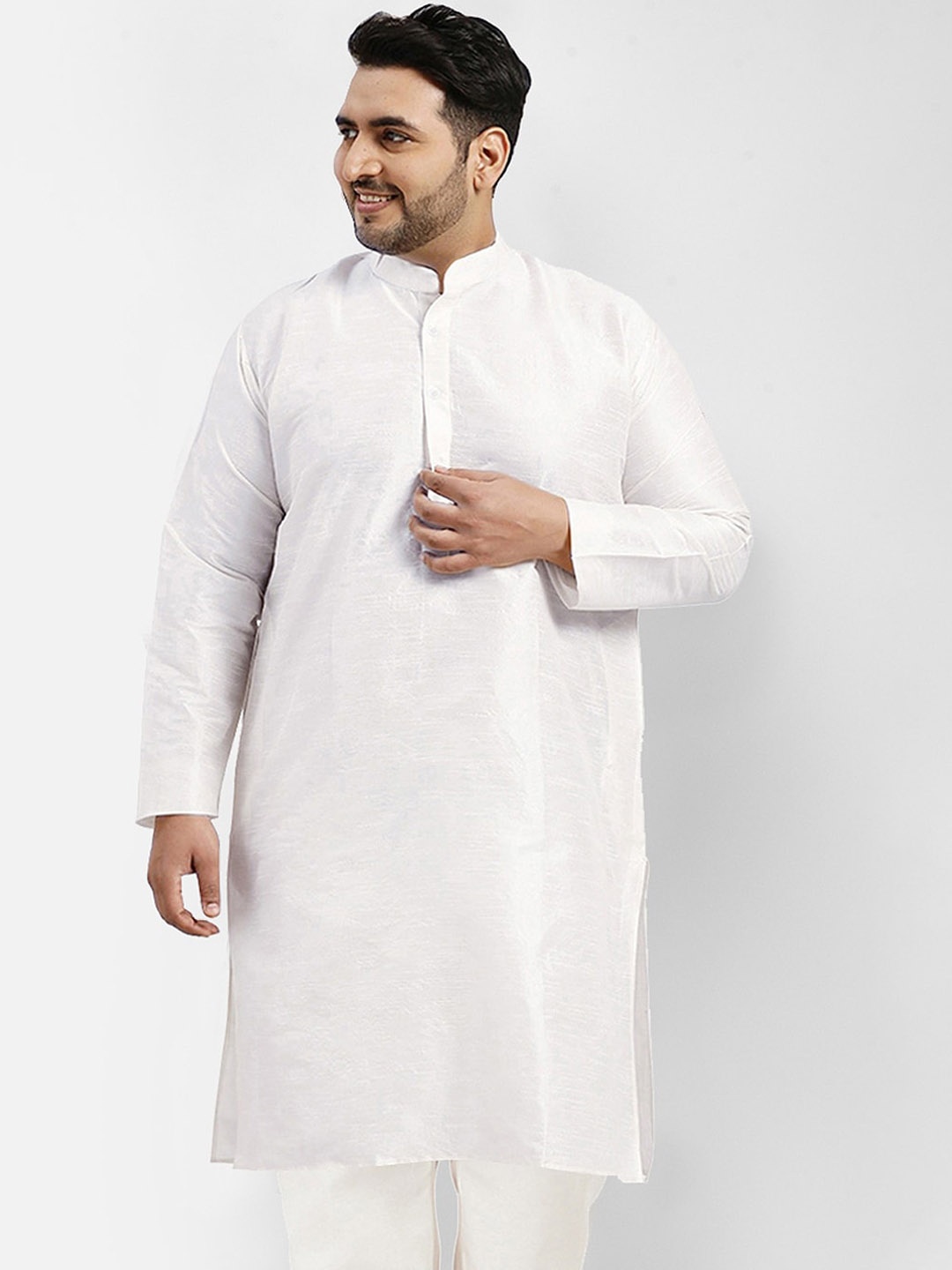 

SG LEMAN Plus Men Mandarin collar Raw Silk Kurta, Off white