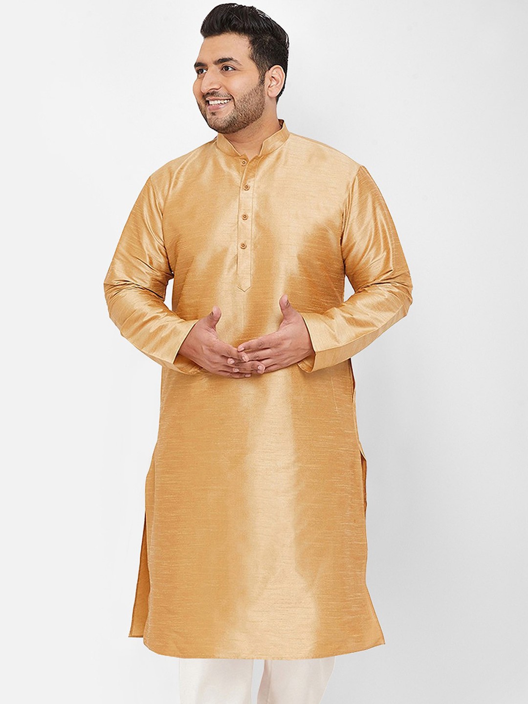 

SG LEMAN Plus Men Mandarin collar Raw Silk Kurta, Gold