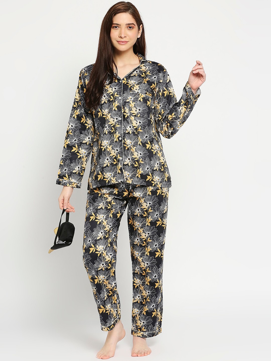 

Pyjama Party Women Printed Cotton Night suit, Black